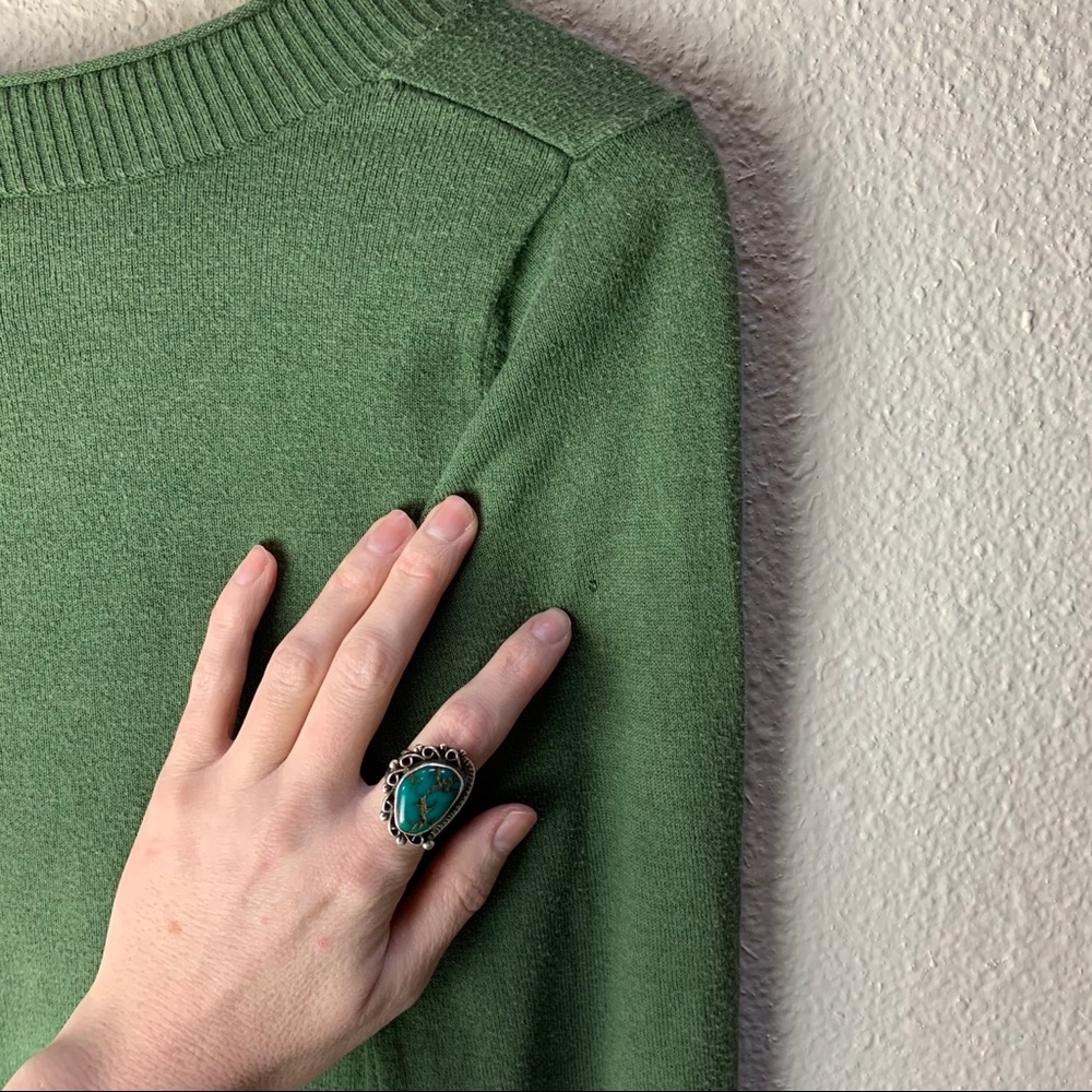 SO v-neck army green Sweater knit fitted Ribbed waist crop length Sz Xs-M Y2K - Picture 10 of 11